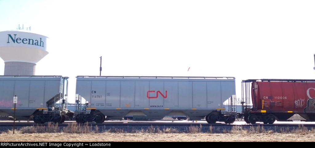 CN 114761